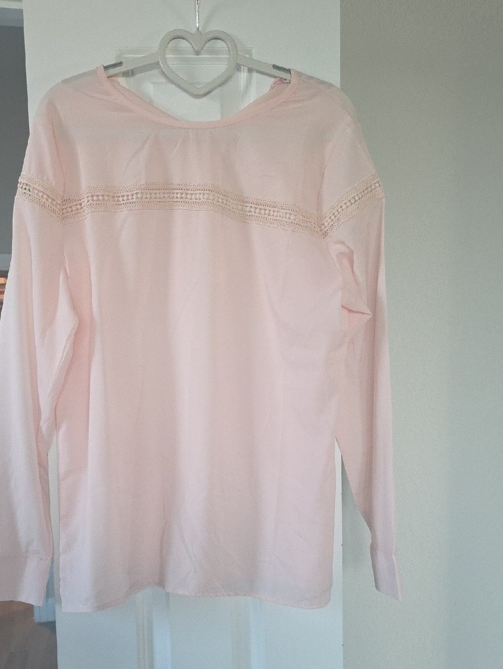 Women's Light Pink Long-Sleeve Lace-Trim Top